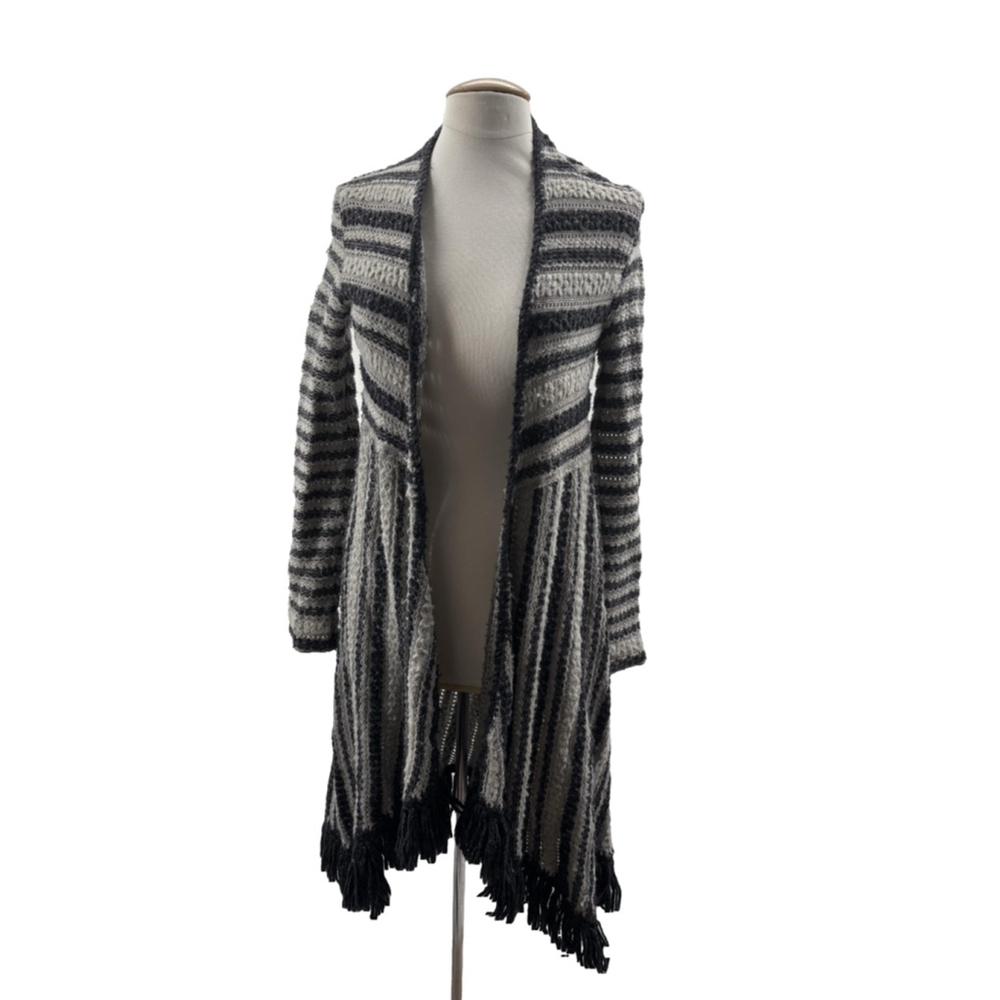 Free People women’s open front long striped gray sweater fringe bottom size XS